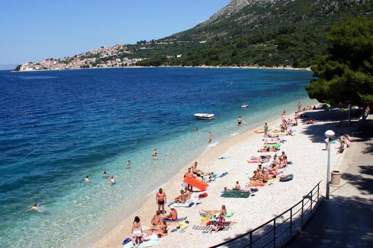 Apartments By The Sea Igrane, Makarska - 17292 Экстерьер фото